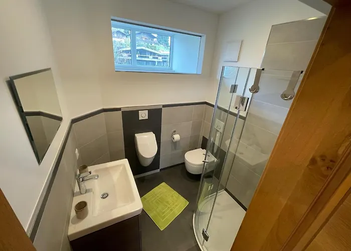 アパート Golfweg キッツビュール